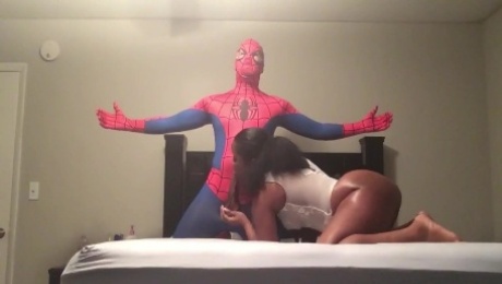 Black Spiderman Fucks Big-Booty Ebony bitch in Sex-Tape